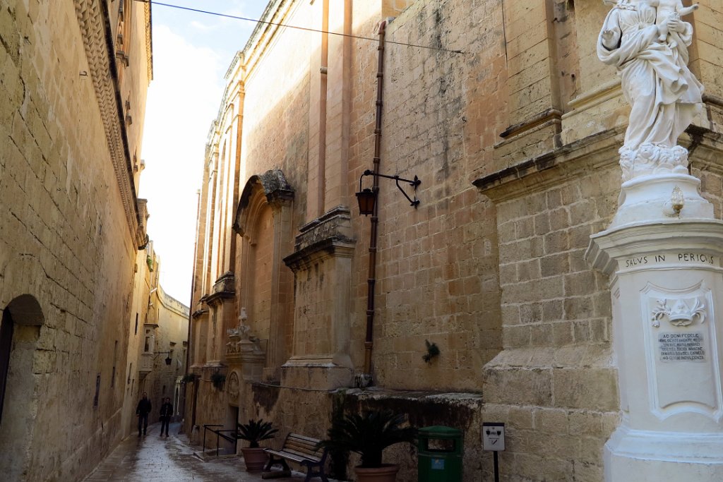 29 MEDINA.JPG